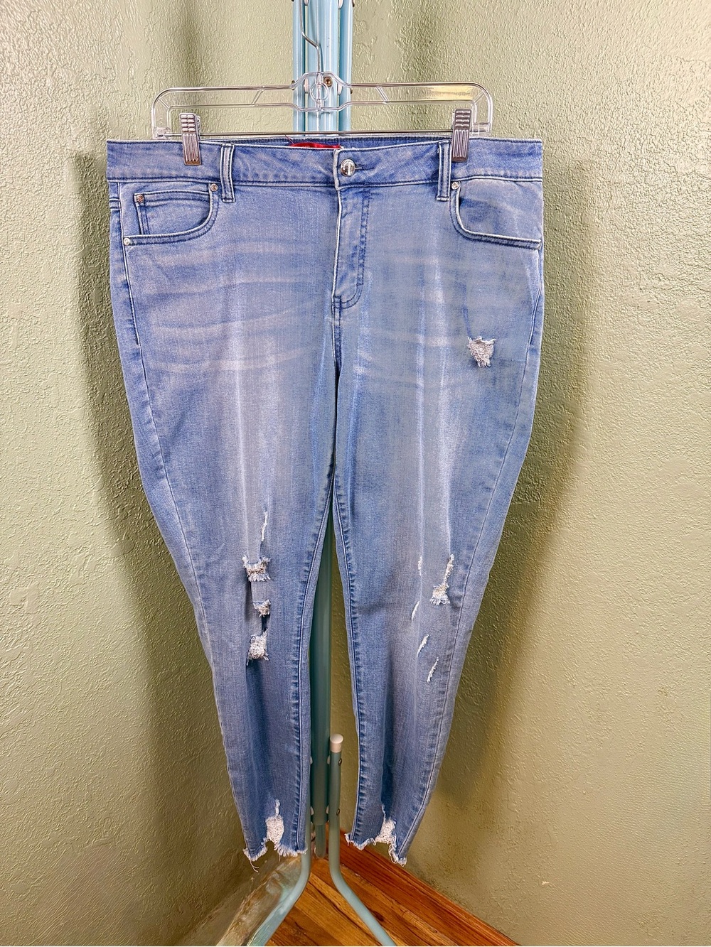 Jennifer Lopez Light Blue Distressed Skinny Jeans